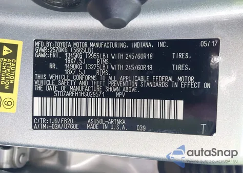 2017 Toyota Highlander Le z USA, uszkodzony, nr VIN 5TDZARFH1HS029571